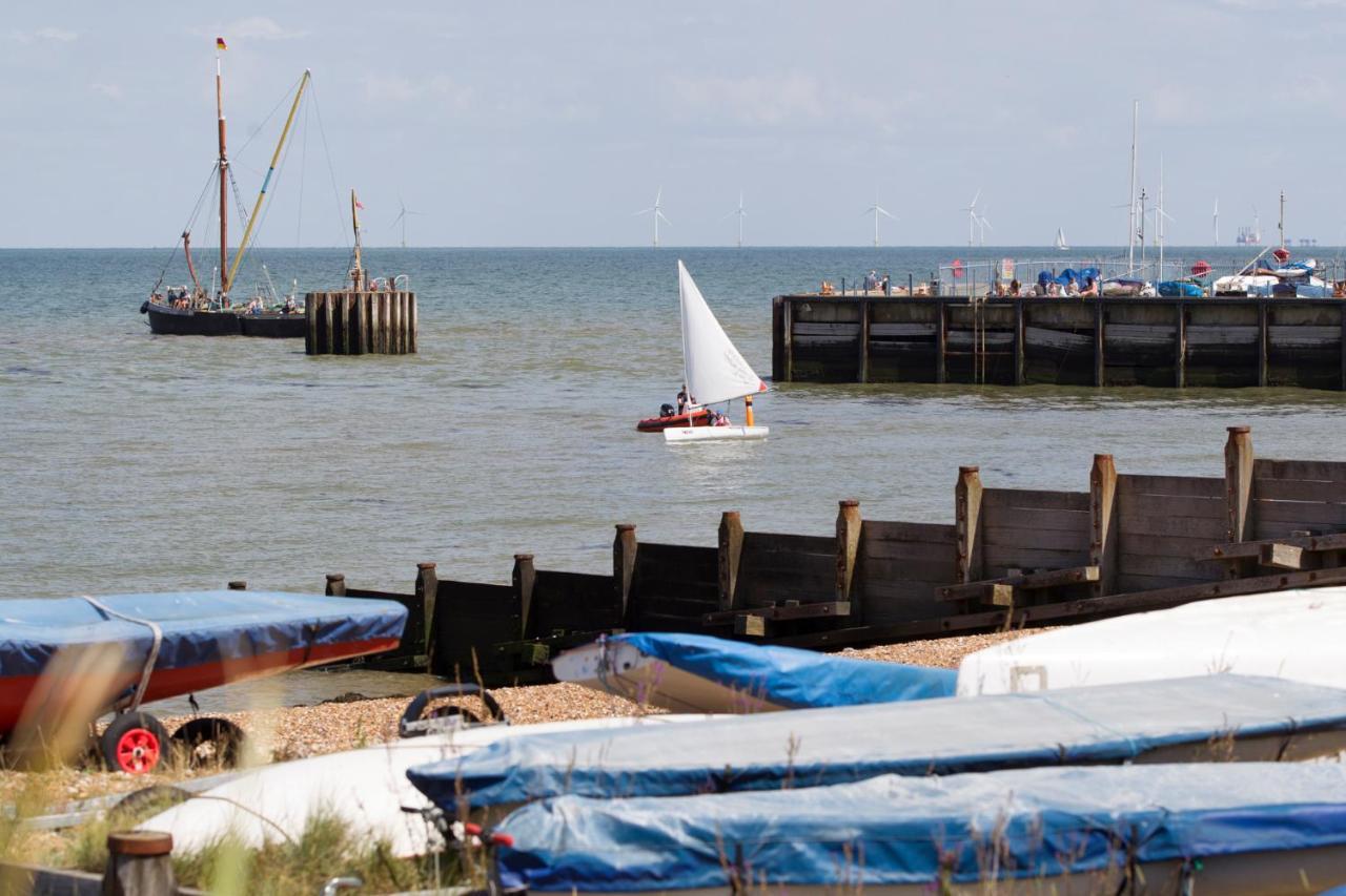 Aparthotel Whitstable Fisherman'S Huts Extérieur photo